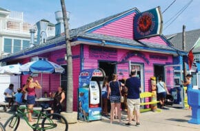 Exterior of the Bagel Shack in Long Beach Island