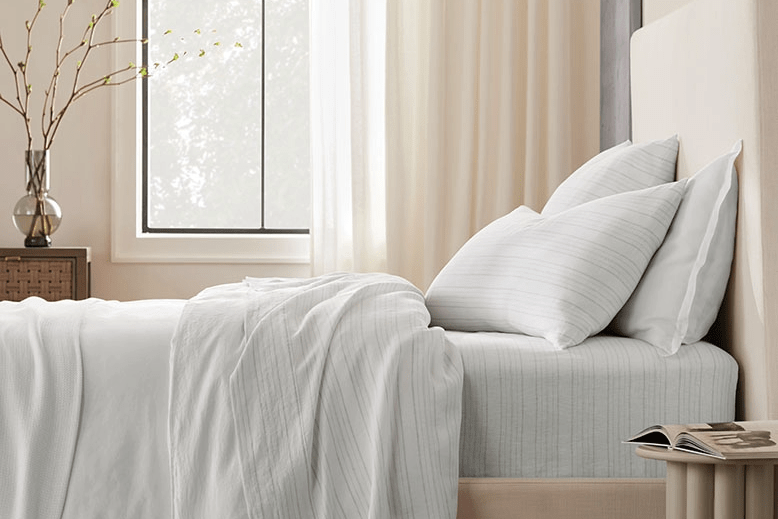 Neutral bed ensemble from Boll & Branch