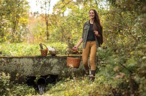 Sarah Berman traipses through the fields, meadows and forests of Sussex County, bringing back berries, mushrooms and more.