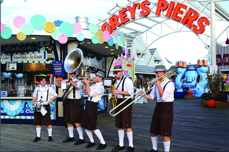 Entertainers playing German music at Morey's Piers in Wildwood