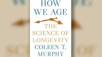 Book cover of "How We Age" by Coleen T. Murphy