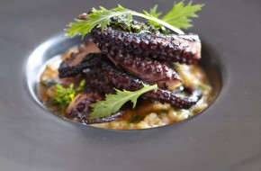 Braised octopus appetizer with tomato asopau.