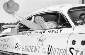 Henry Krajewski on the presidential campaign trail in 1952. He garnered 4,203 votes in that year's national election.