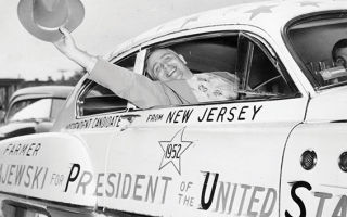 Henry Krajewski on the presidential campaign trail in 1952. He garnered 4,203 votes in that year's national election.