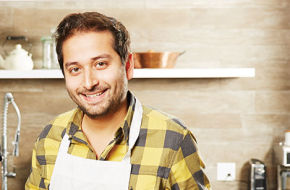 Allen Bari put his winnings from high-stake poker into launching and running a cooking school in Hoboken.