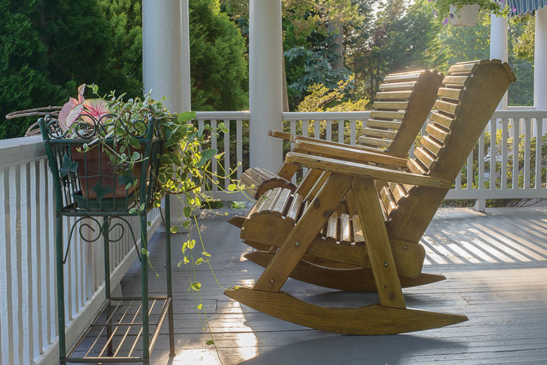 After a ride, they might be tempted by the porch at Cedars and Beeches B&B.