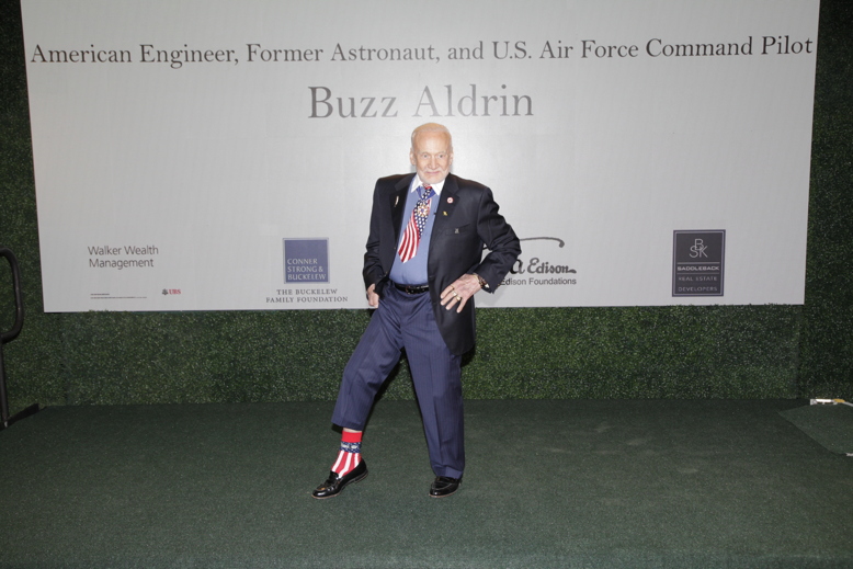 Astronaut Buzz Aldrin, a 2008 Hall of Fame honoree, inducted twin astronauts Mark and Scott Kelly.