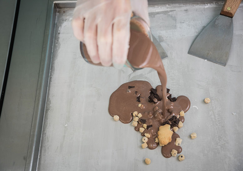 Rolled Ice Cream is a Hit on the Jersey Shore