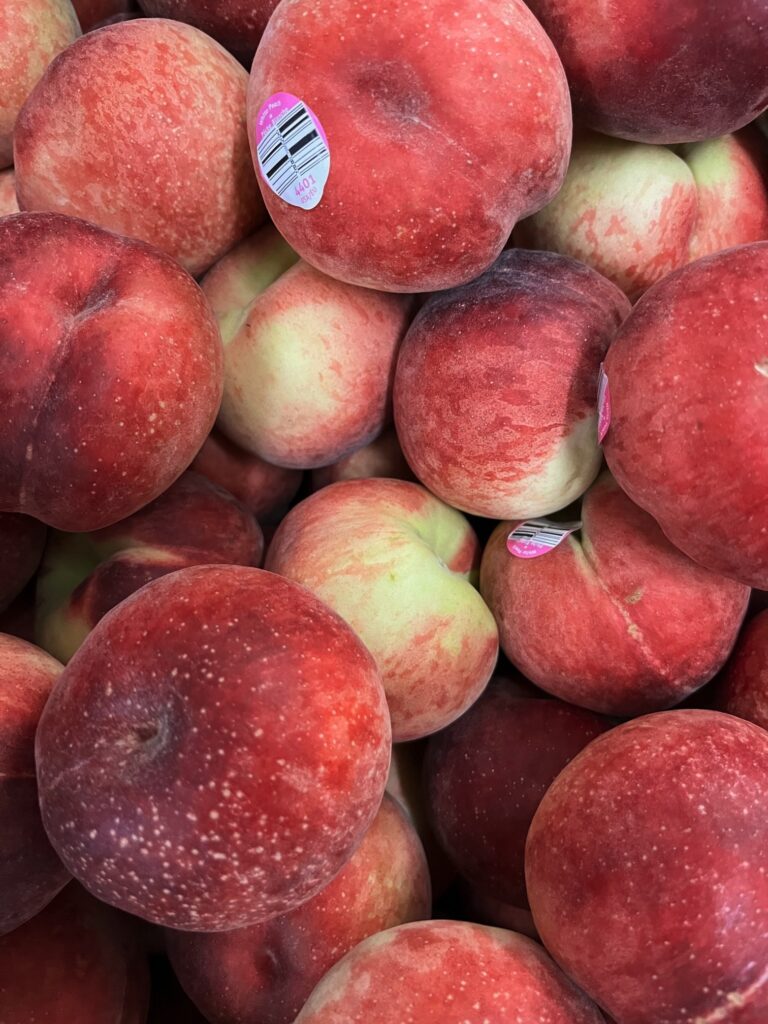 https://njmonthly.com/wp-content/uploads/2023/07/New-Jersey-Monthly-Produce-Pete-White-Peaches-768x1024.jpg