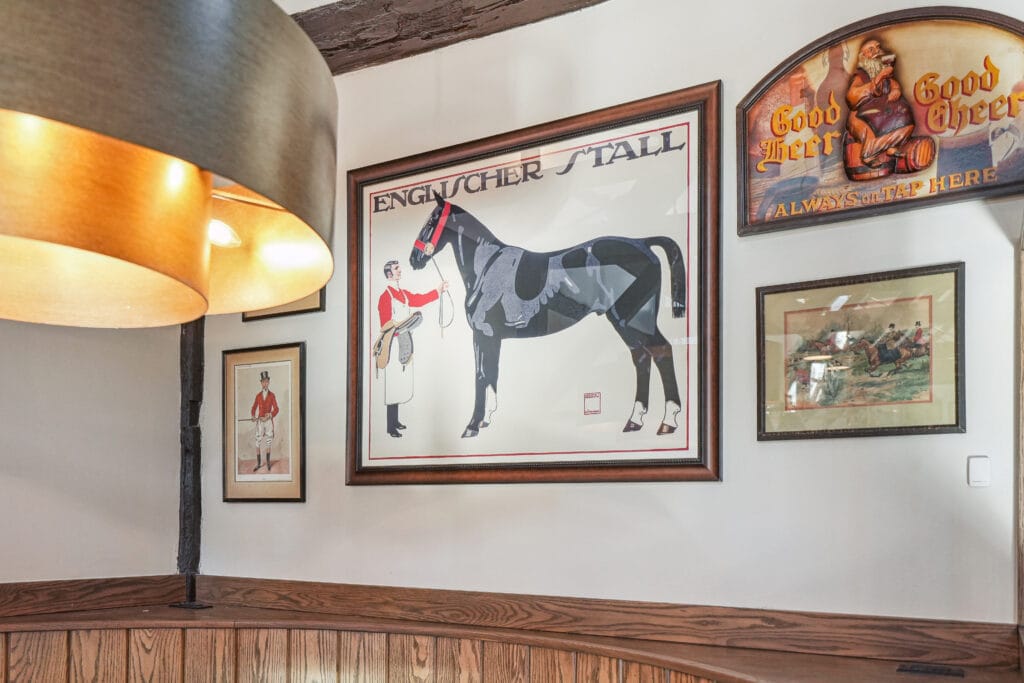 Interior of Black Horse Tavern & Pub