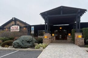 Exterior of Salt Creek Grille in Rumson, New Jersey