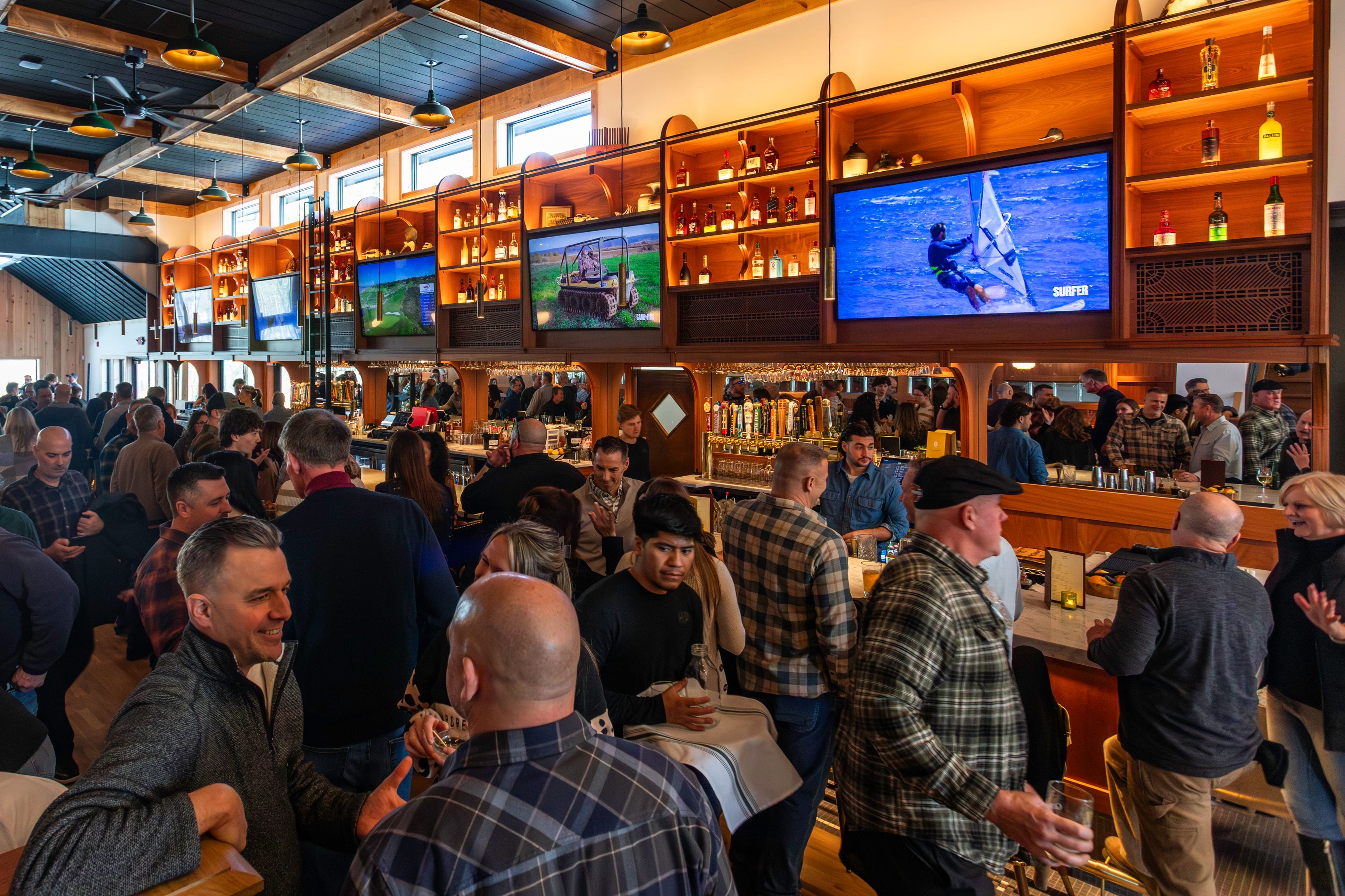 West Creek Welcomes Restaurant/Bar With Duckpin Bowling; More Dining News