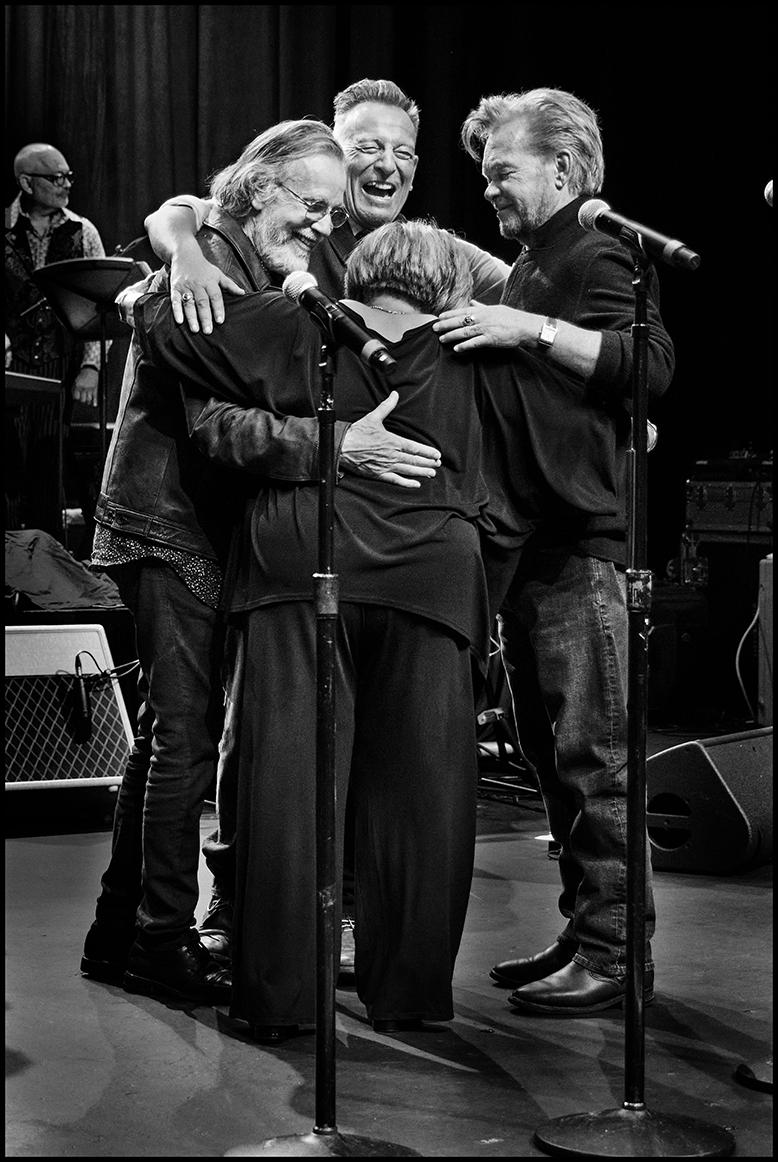Bruce Springsteen with Mavis Staples (center), Jackson Browne (left) and John Mellencamp at the American Music Honors in 2024.