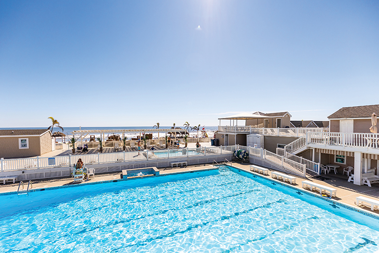 Surfrider Beach Club’s pool