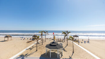 Surfrider Beach Club