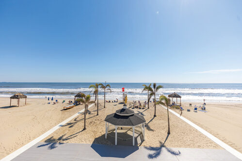 Surfrider Beach Club