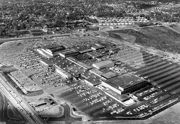 South Jersey Mall History: Shore Mall, by P Ξ T Ξ