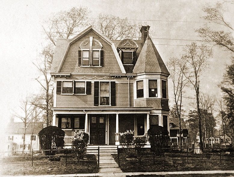 Black and white photo of the Nutley home that Annie Oakley and her husband occupied for 12 years