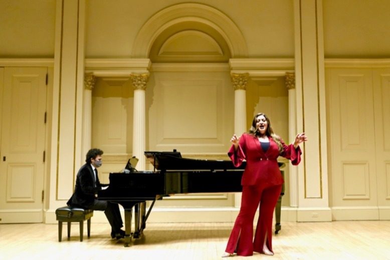 Shanley Horvitz singing at Carnegie Hall.