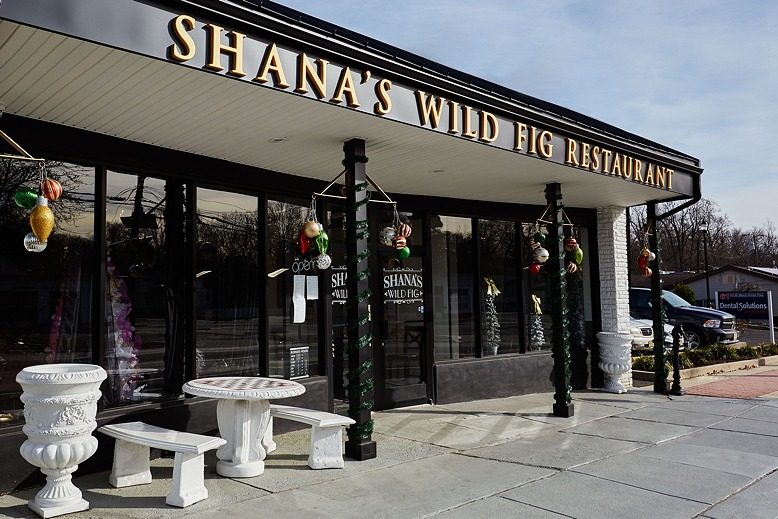 Shana S Wild Fig Brings A World Of Flavors To The Blackwood Arts